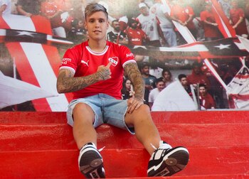 Agustín Mulet - Mediocampista: préstamo