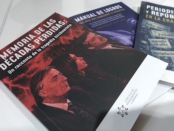Memoria de la década perdida cuestiona los gobiernos kirchneristas desde 2003 y critica sus políticas de educación, salud, seguridad y libertad de expresión