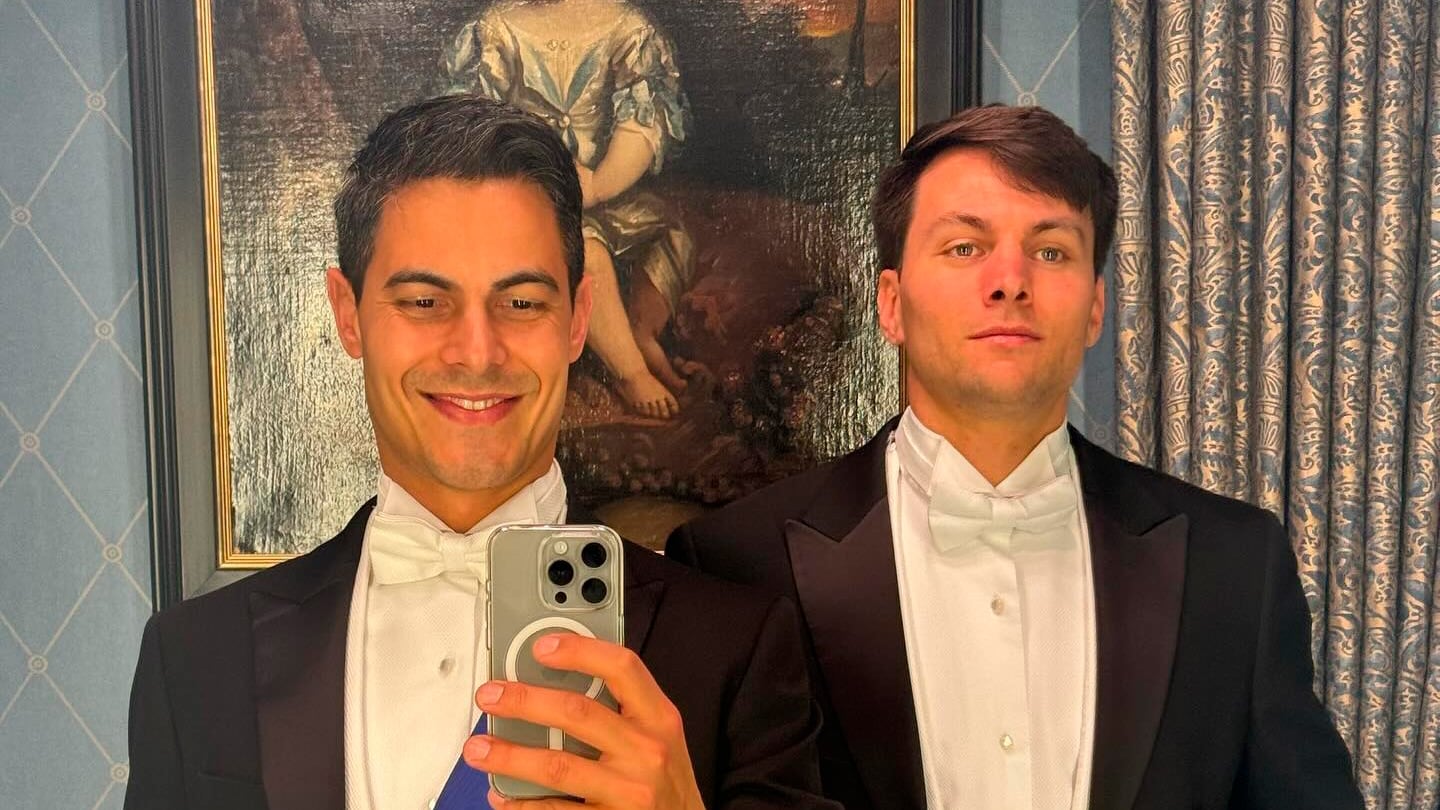 Rob Jetten y Nicolás Keenan se conocieron en un supermercado de Países Bajos y son inseparables