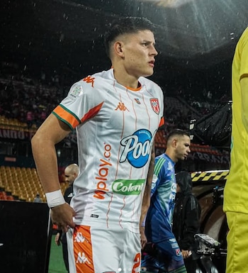 Daniel Arcila comenzó su carrera como futbolista profesional en el Envigado del fútbol profesional colombiano - crédito @danielarcila.10/Instagram