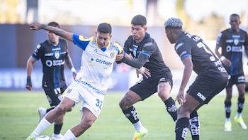 Rosario Central perdió 1-0 con Independiente del Valle en Ecuador y terminó segundo en su grupo de la Copa Libertadores