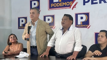 Daniel Urresti confirma que José Luna abandonó la política tras su derrota electoral y que Podemos “ya no existe”