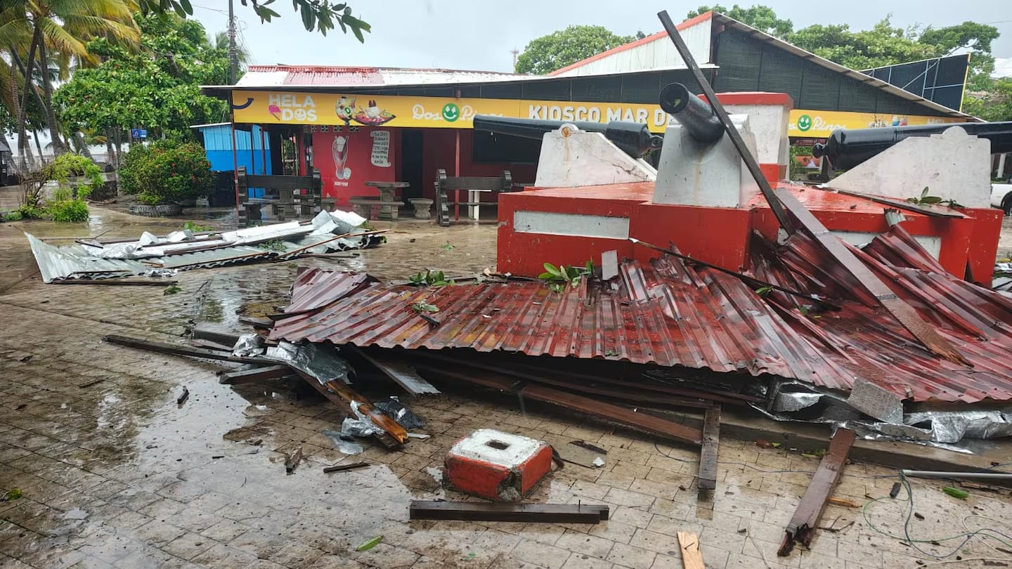 Daños estructurales en Bahía Drake, en Costa Rica, a causa de fuertes vientos y lluvias de la Tormenta Tropical Cristina. Foto Infobae Centroamérica/Cortesía CNE