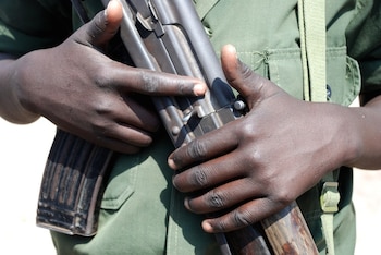 Niño soldado en África (Europa