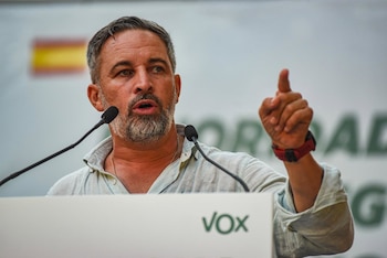 18/09/2026 El líder de Vox, Santiago Abascal, interviene durante un acto de Vox en la Plaza Marina de Sants, a 18 de septiembre de 2026, en Barcelona, Cataluña (España). Abascal vuelve a Barcelona al comienzo de este curso político tras dos años sin realizar ningún acto público en la capital catalana.
POLITICA
Alberto Paredes - Europa Press
