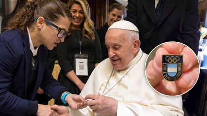 La campeona olímpica Paula Pareto visitó al Papa en el Vaticano y le dejó un obsequio: “Intenté representar a todos los atletas argentinos”