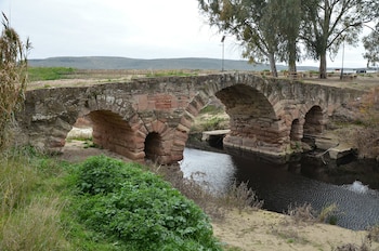 Puente Romano Villa del Río. (Wikimedia Commons)
