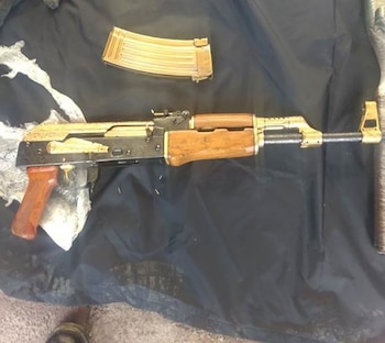 Ejemplo de un fusil AK47