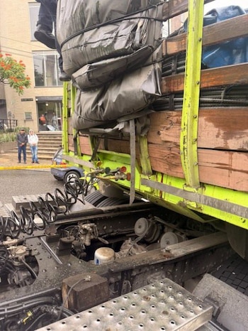La Seccional de Tránsito y Transporte evacúa entre 90 y 160 polizones al día en las vías del departamento de Antioquia -crédito Alcaldía Itagüí