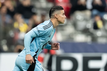 James Rodriguez del Minnesota United sale de suplente en el encuentro de la MLS ante Vancouver Whitecaps el domingo 15 de marzo del 2026. -crédito Ethan Cairns/The Canadian Press via AP