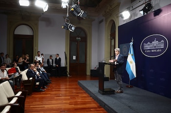 El déficit financiero que busca cubrir Economía podría ser más bajo de lo que estimó en un principio el Gobierno, según algunas consultoras. REUTERS