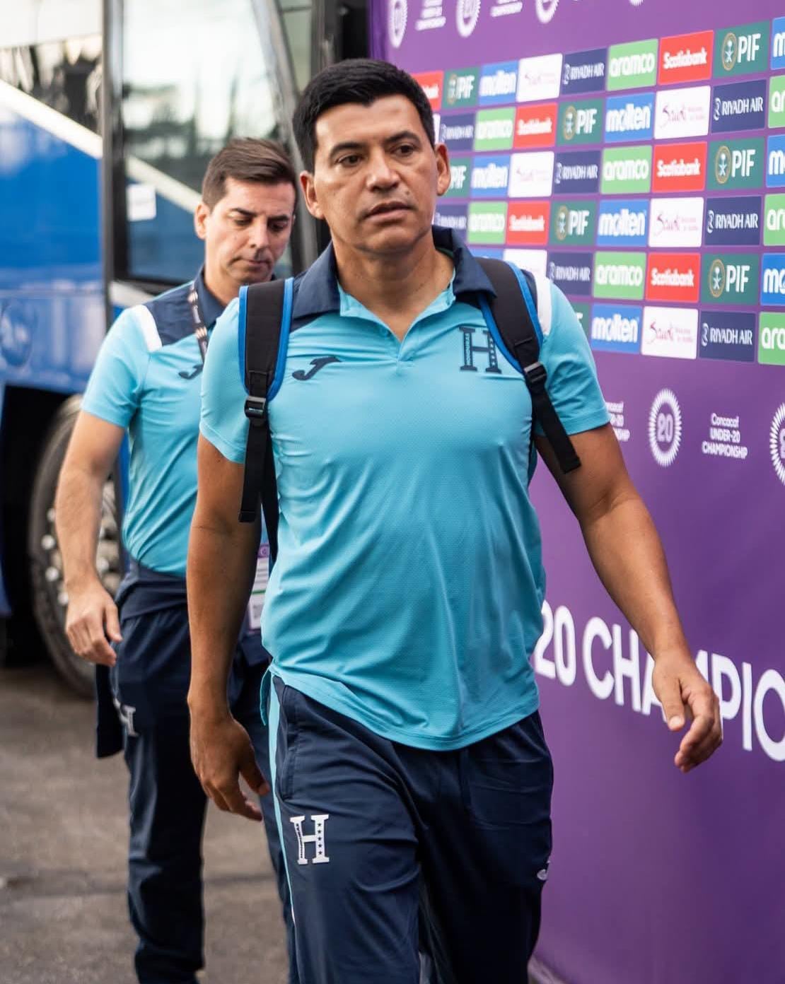 La salida del técnico sub-20 llega tras el fracaso en el Premundial y en medio de una reestructuración que busca unificar la idea de juego en todas las categorías formativas.