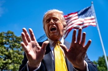 Trump confirmou esta semana que não tem pressa em fazer um acordo final com o Irã se a situação atual favorecer a posição dos EUA (EFE/Bonnie Cash/Arquivo)
