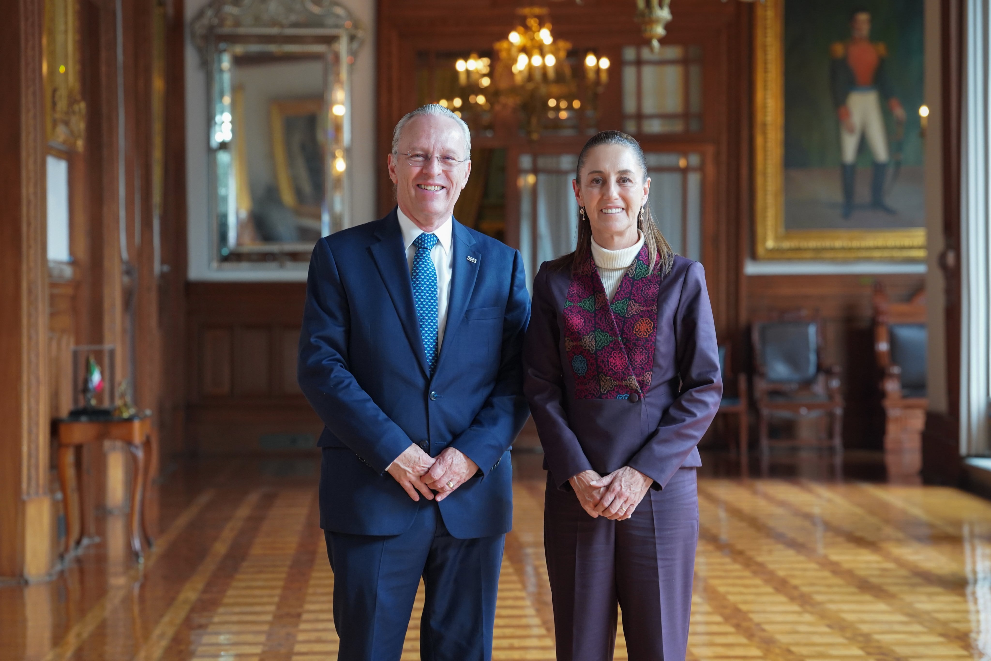 José Medina Mora fue recibido por la presidenta Claudia Sheinbaum en Palacio Nacional antes de asumir formalmente la presidencia del CCE. FOTO: Presidencia.