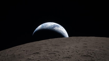 Una parte de un cohete de SpaceX impacta contra la Luna y la NASA afirma que la colisión "no representa ningún peligro"