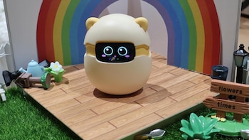 La mascota virtual da el salto a la IA: puede crecer físicamente mientras interactúas con ella