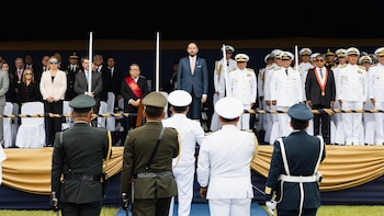 Ceremonia en el Callao por el 160 aniversario del Combate del 2 de Mayo rinde homenaje a los héroes nacionales. (Foto: MINDEF)