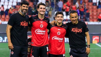 Gil Mora se sincera sobre como es trabajar con su padre: “Vamos por el título juntos”