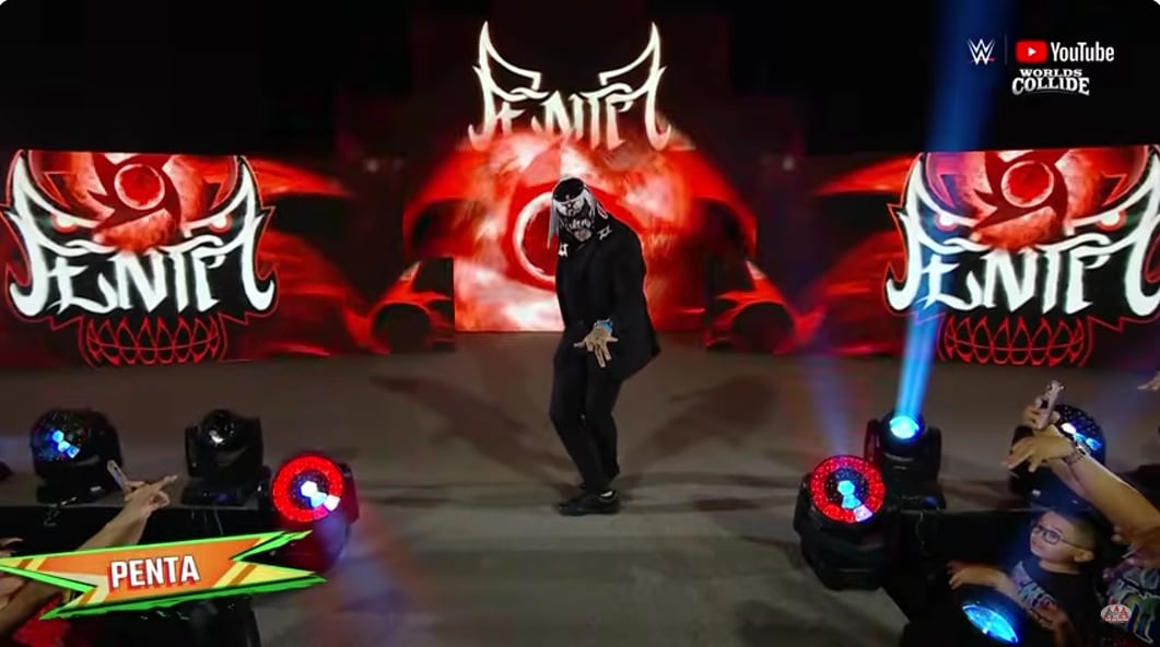 El luchador Penta abre el show asegurando que celebrarán la Independencia de México. (Captura de pantalla)