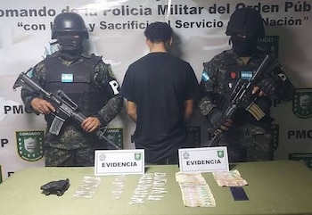 La DPI reportó un incremento en las aprehensiones de menores durante los primeros siete meses de 2026. Las autoridades atribuyen el aumento de casos al reclutamiento de menores por parte de estructuras del crimen organizado. (Foto: Policia Militar del Orden Público / Archivo)