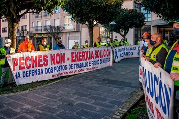 Trabajadores de Alcoa San Cibrao