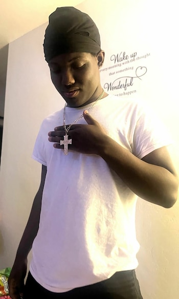 La victima, Jarvis Davis, tenía