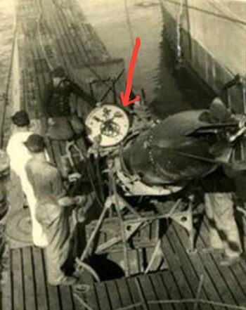 Foto histórica de la escotilla