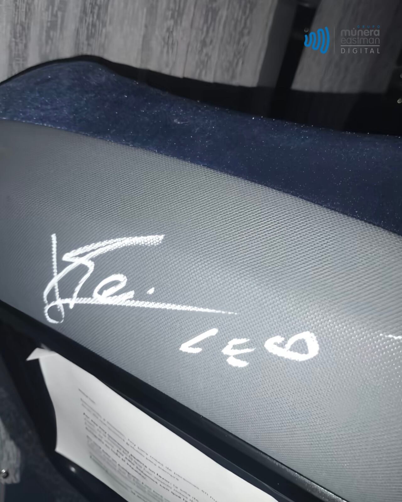 Así quedó la rubrica de Messi - crédito Radio Múnera/Facebook