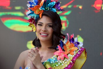 Durante su reinado, Palacios viajó