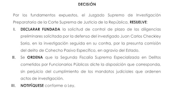 Documento judicial con el título 'DECISIÓN', que presenta una resolución en tres puntos numerados sobre una investigación