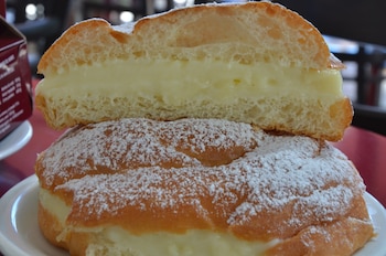 Ensaimada de crema pastelera (La