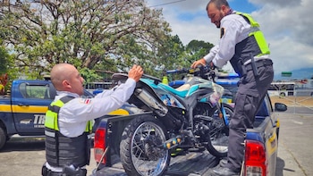 Motocicletas lideran los decomisos vehiculares en carreteras costarricenses, seguidas por placas de sedán