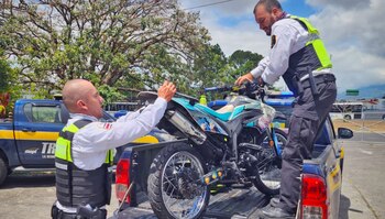 El 92% de los vehículos retirados de circulación corresponde a motocicletas, según datos oficiales hasta mayo. Crédito: MOPT