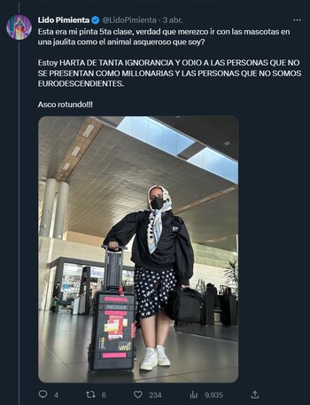 La ropa que usaba Lido Pimienta cuando ocurrió el problema con Air Canada en El Dorado (@lidopimienta/Twitter)