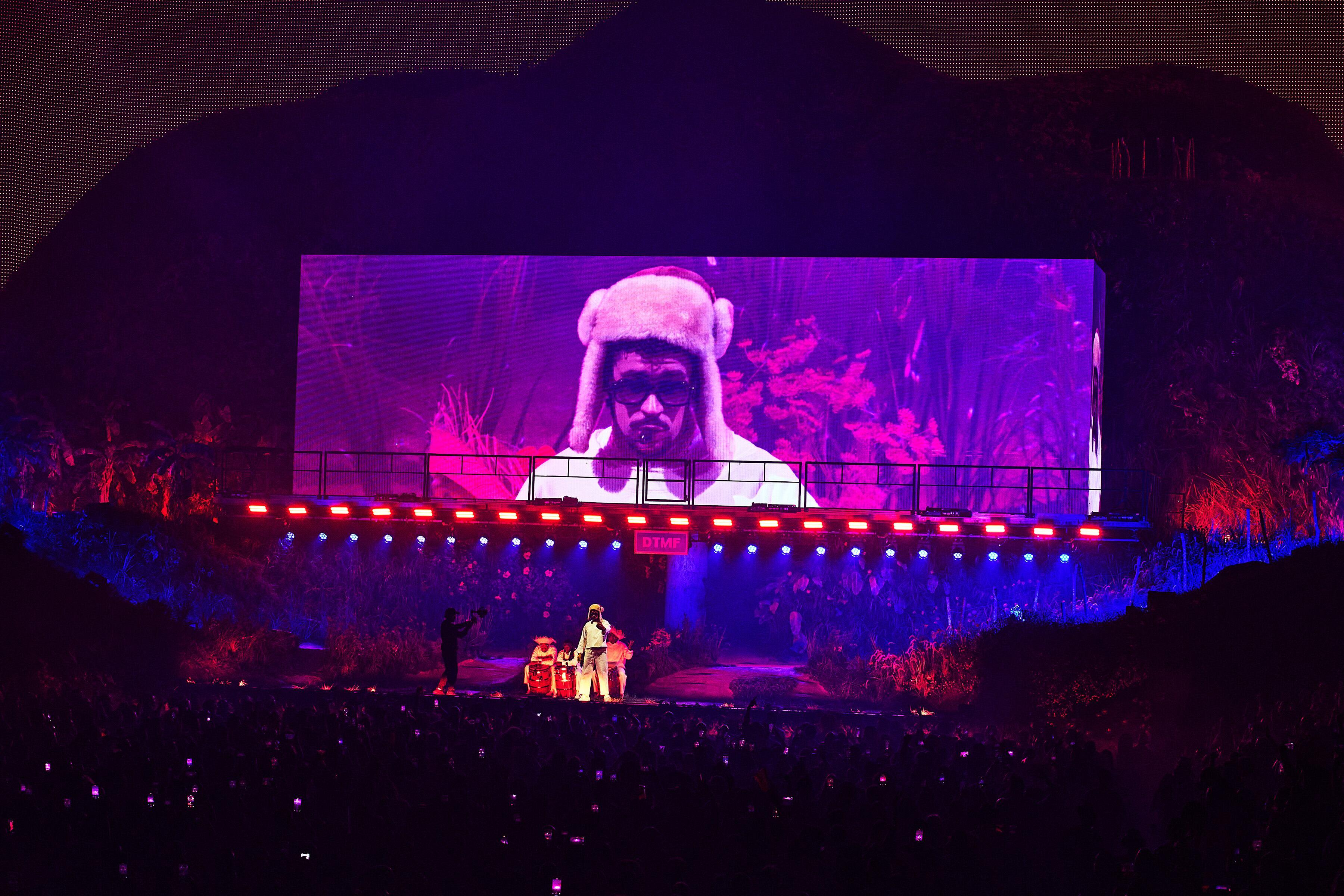 Se especula con la presencia de J Balvin en uno de los conciertos de Bad Bunny en Puerto Rico - crédito NyT