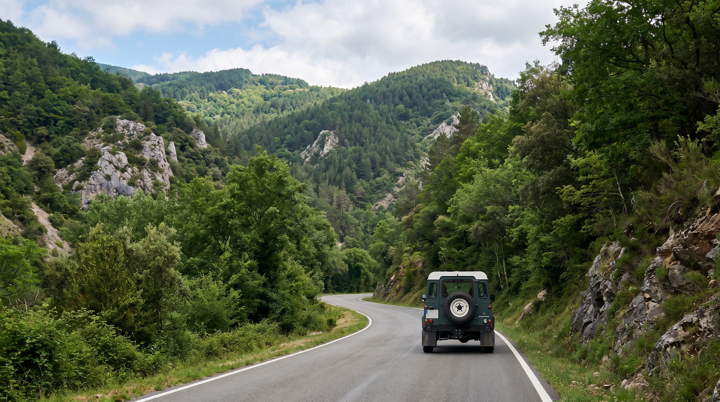 La ruta más directa para llegar a Baquedano es la autovía A-12 desde Pamplona. (Imagen Ilustrativa Infobae)