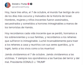 Captura de pantalla de una publicación de Donald Trump con texto en español sobre el ataque de Hamás a Israel el 7 de octubre