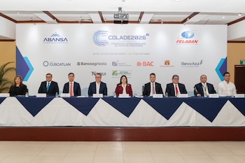 Representantes de ABANSA y FELABAN anunciaron que el COLADE 2026 se realizará en octubre próximo en San Salvador./ (Cortesía)
