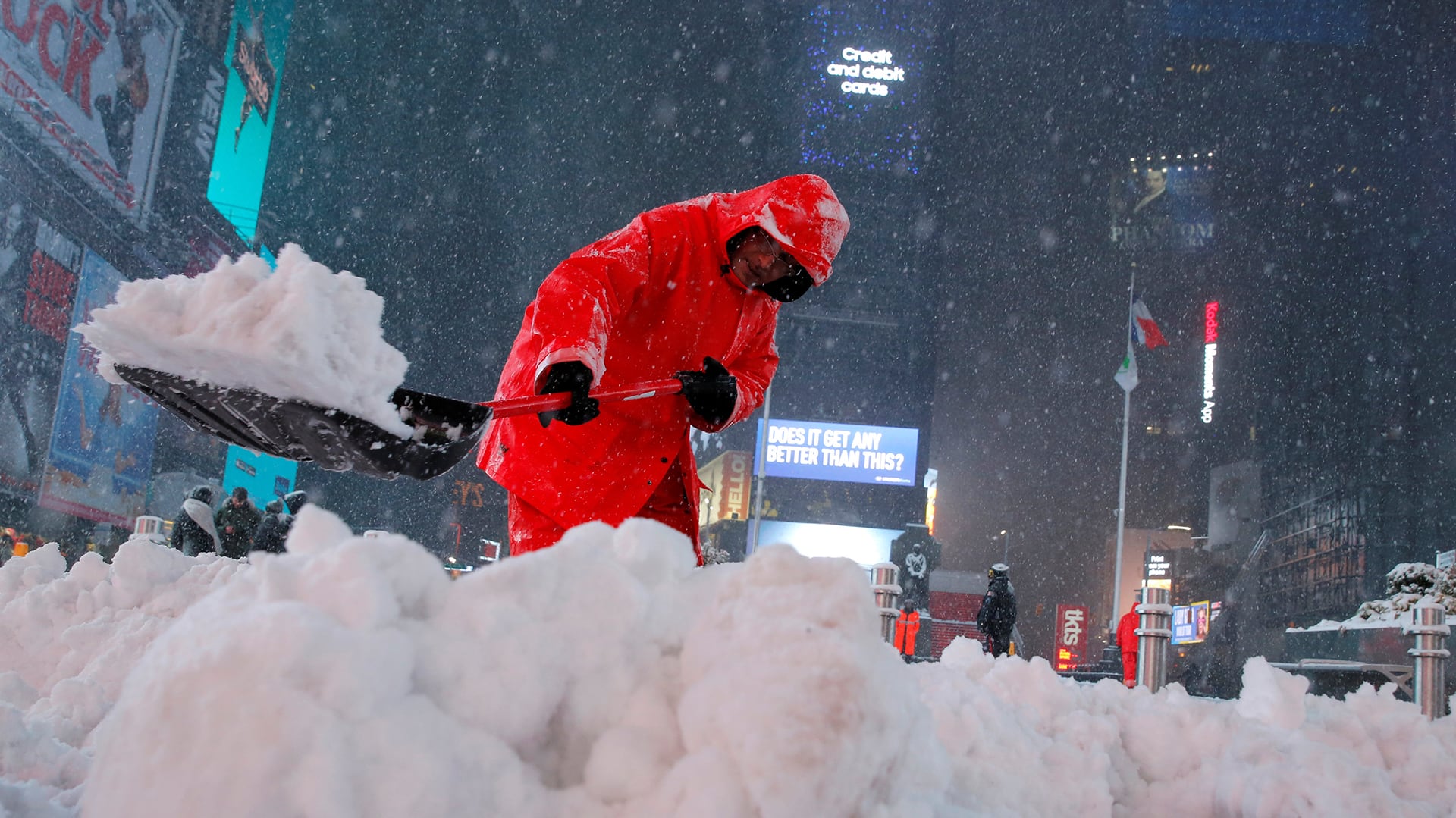 Las nevadas excepcionales han marcado hitos en la memoria colectiva de Nueva York, cambiando la percepción del invierno en la ciudad (Reuters)