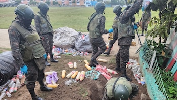 Objetos prohibidos son incautados en la Granja Modelo de Rehabilitación Cantel, Guatemala