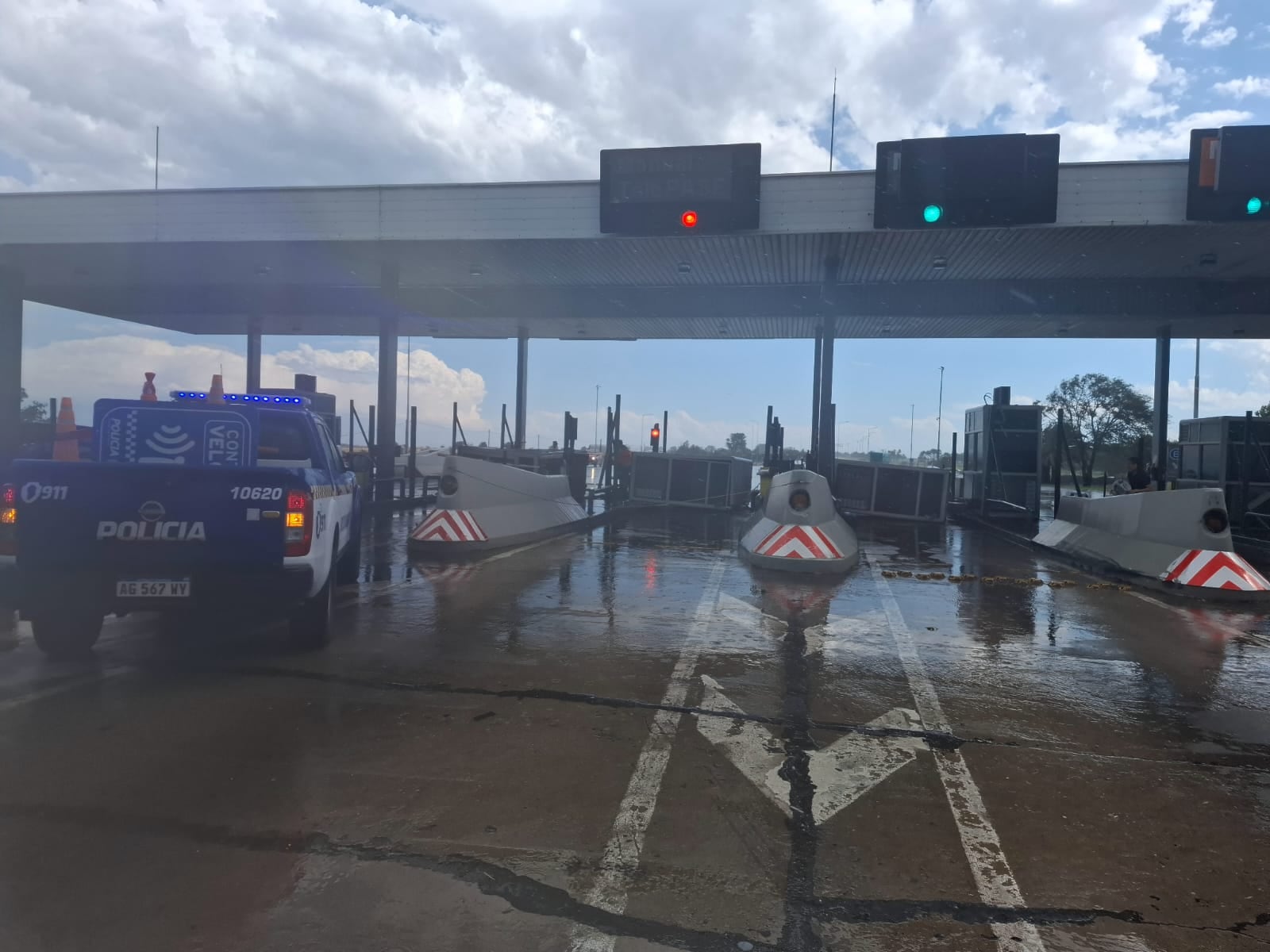 El supervisor Jorge Gianinetto, de 61 años, falleció tras ser impactado por una de las casillas colapsadas en Córdoba