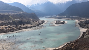 China planea una mega represa