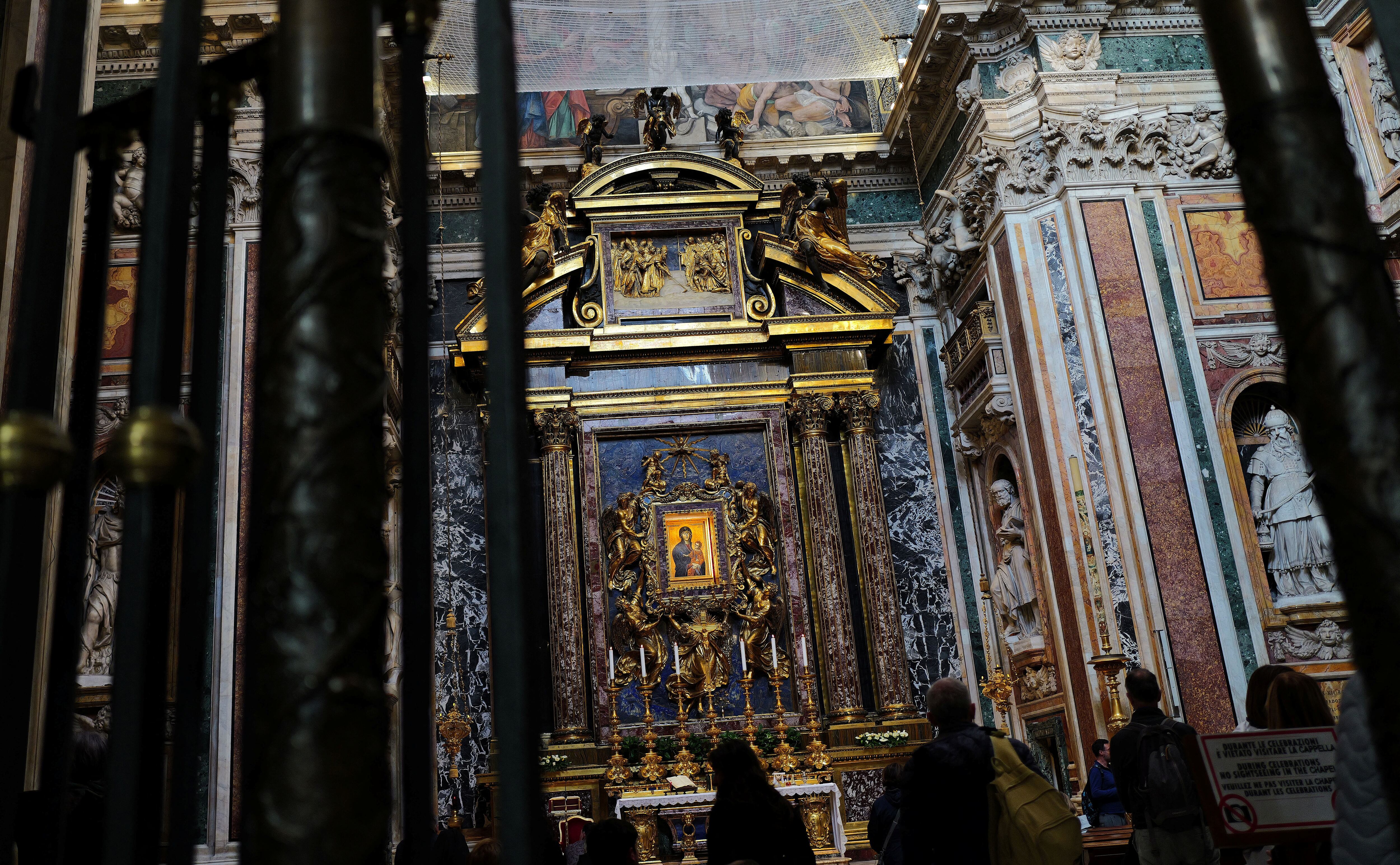 Los restos de Francisco descansarán en la basílica de Santa María la Mayor (REUTERS/Kai Pfaffenbach)