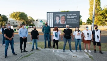 Familiares de las víctimas de