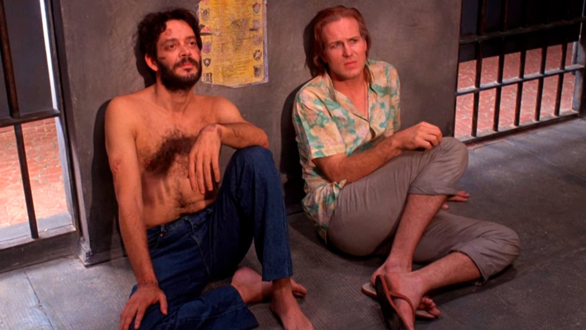 Raúl Juliá y William Hurt en