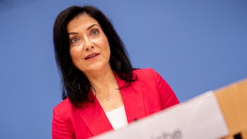 El Gobierno alemán revisa a