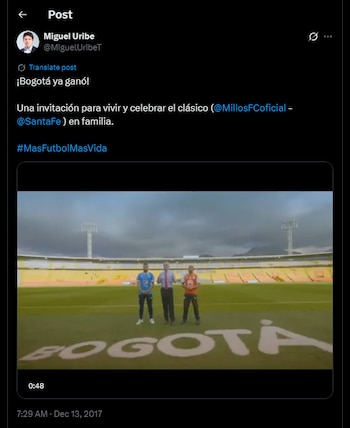 El difunto senador fue reconocido