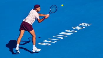Francisco Cerúndolo remontó en el ATP 500 de Beijing y es el único argentino que sigue en carrera