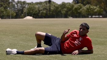 Seis renovaciones, un refuerzo abrochado