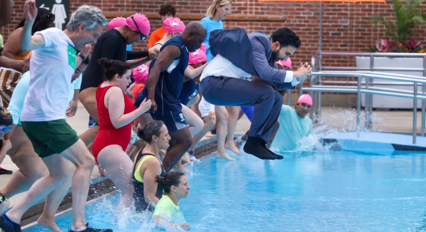 Zohran Mamdani convierte una piscina de East Harlem en su arranque del verano neoyorquino
